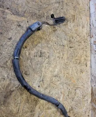 Volkswagen PASSAT B5 Brake booster pipe/hose 