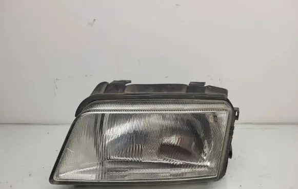 Audi A4 S4 B5 8D Headlight/headlamp 8D0941029 67629595