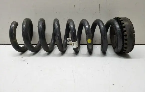 Maserati Ghibli Rear coil spring 670005266 0670052660