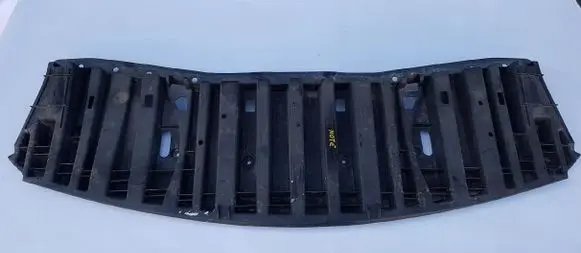 Nissan Note (E12) Front bumper skid plate/under tray 