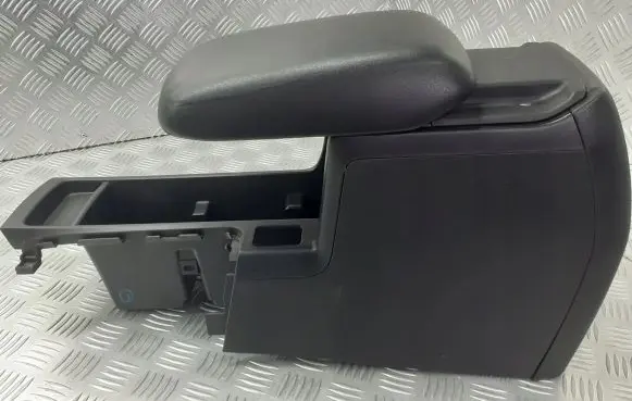 Subaru Forester SH Center console