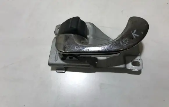 Mitsubishi Space Star Rear door interior handle