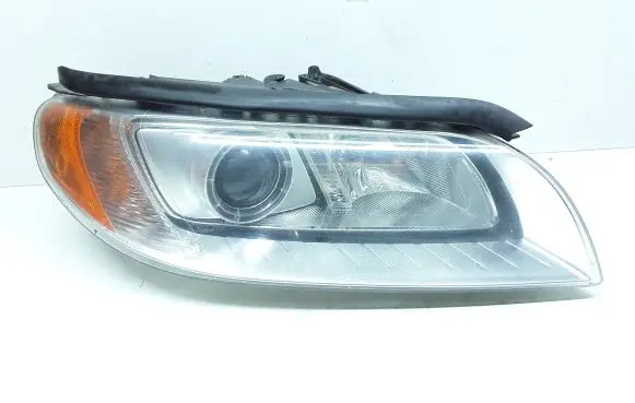 Volvo V70 Headlight/headlamp 6948180 6261110499 31214348