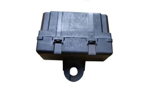 Volvo XC90 Seat heating relay 30710791 051906 201900