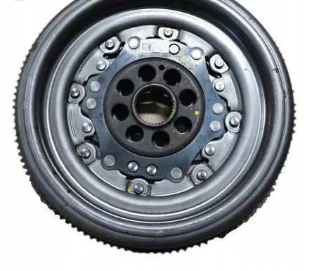 Volkswagen Golf VII Dual mass flywheel 06K105266A