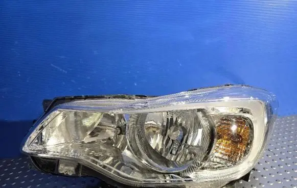 Subaru XV Headlight/headlamp P9933L