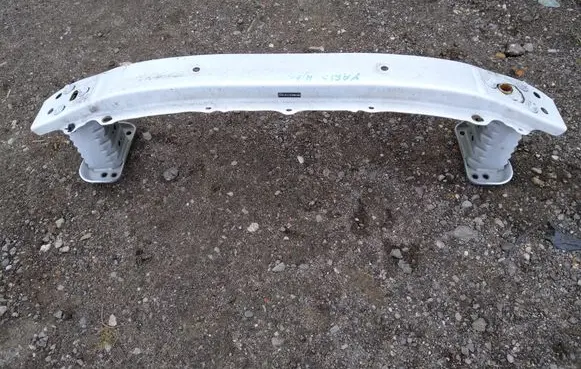 Toyota Yaris Front bumper cross member