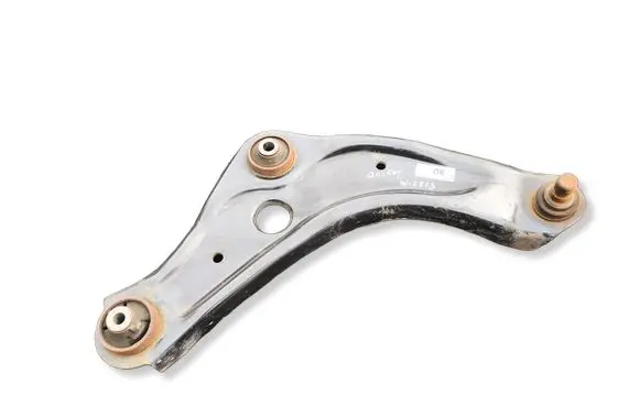 Nissan Qashqai Front lower control arm/wishbone 