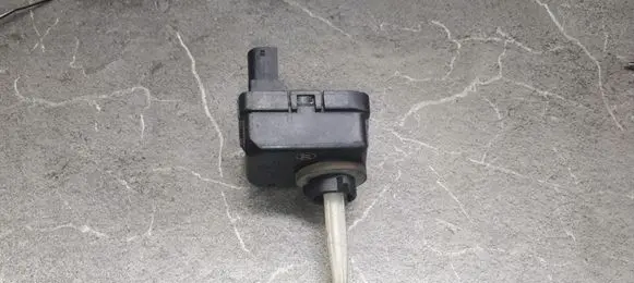 Chrysler Grand Voyager II Headlight level adjustment motor 0307852330