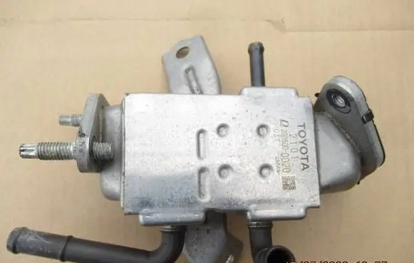 Toyota Yaris EGR valve cooler 2205000020