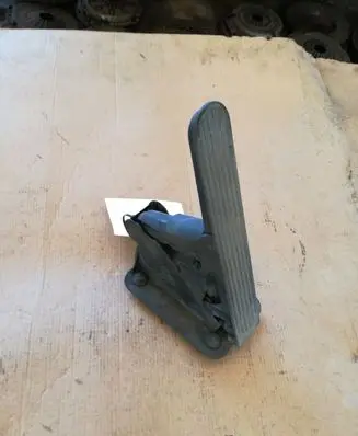 Smart ForTwo I Accelerator throttle pedal 0280752226