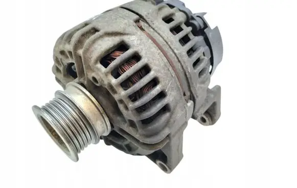 Opel Astra H Generator/alternator 55556067