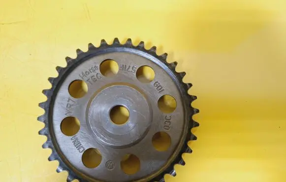 Audi A3 S3 8P Timing chain sprocket 03C109571F