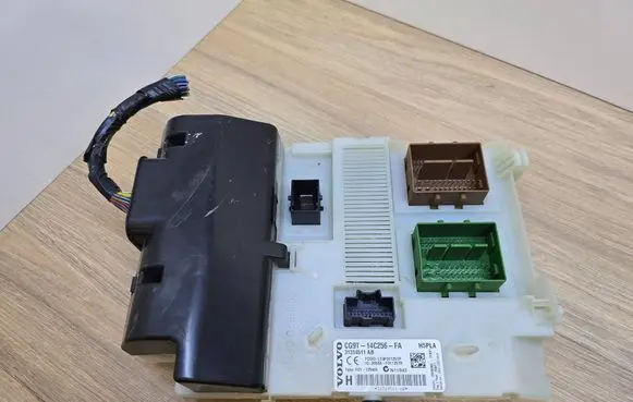 Volvo V60 Fuse module CG9T14C256FA 3659AF01125TP