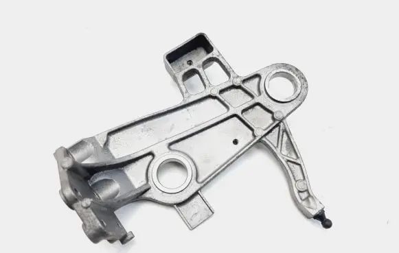 Mercedes-Benz GLK (X204) Air filter cleaner box bracket assembly A6510900041 211420101
