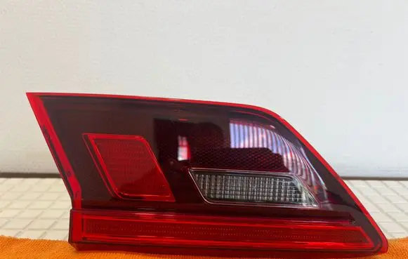 Volkswagen Tiguan Tailgate rear/tail lights 2SD2078