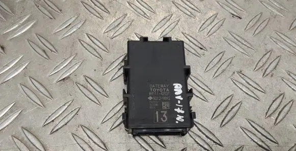 Toyota RAV 4 (XA40) Gateway control module 8911142021