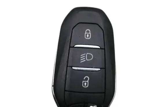 Peugeot 2008 II Ignition key/card 