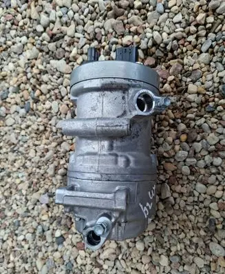 Toyota bZ4X Air conditioning (A/C) compressor (pump) 0424003242