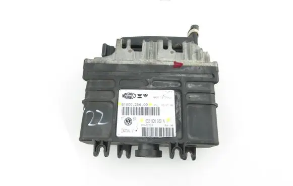 Volkswagen Golf III Engine control unit/module 6160025609 032906030N