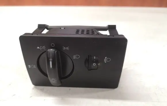Ford C-MAX I Light switch 7M5T13A024 04069715 498610