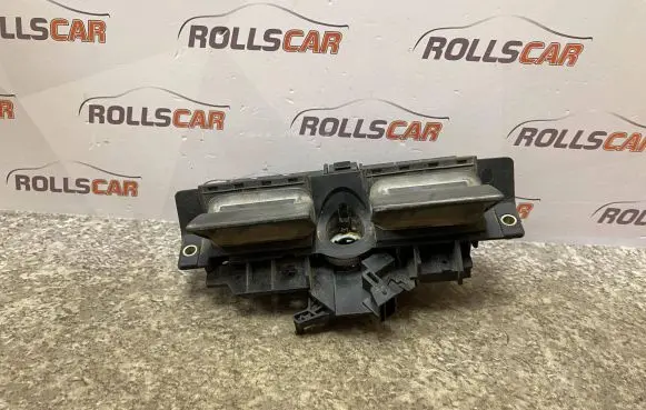 Audi A6 S6 C5 4B Tailgate/trunk/boot exterior handle 8D9827565 4B0827565