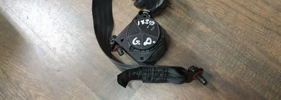 Hyundai ix20 Rear seatbelt
