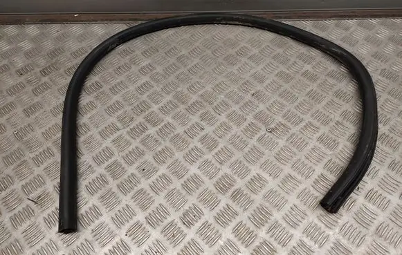 Audi A7 S7 4G Front door rubber seal 4G8831707A
