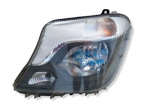 Mercedes-Benz Sprinter W906 Headlight/headlamp A9068202361