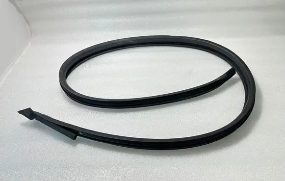 Audi A8 S8 D2 4D Front door glass trim molding