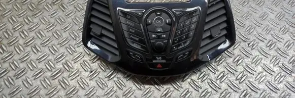 Ford Ecosport Head unit multimedia control BM5T18K811BA 331445000 96C0CFD5