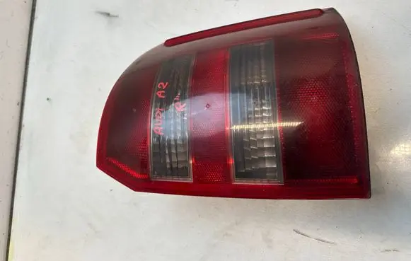 Audi A2 Rear/tail lights 8z0945096C