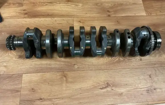 BMW 5 E39 Crankshaft 2246863