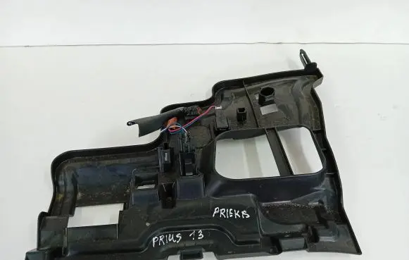 Toyota Prius (XW30) Dashboard lower bottom trim panel 55606-47020