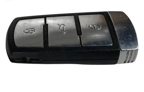 Volkswagen PASSAT CC Ignition key/card 