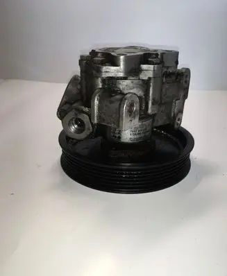Mercedes-Benz Sprinter W901 W902 W903 W904 Power steering pump A0034667201 7692900530