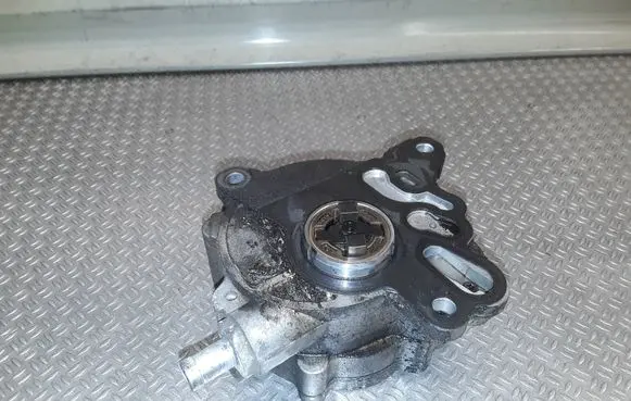 Seat Leon (1P) Vacuum pump 03G145209C