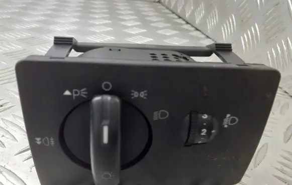Ford Focus Light switch 7M5T13A024LA
