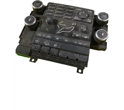 Volvo V70 Climate control unit 30782903 M3211400067