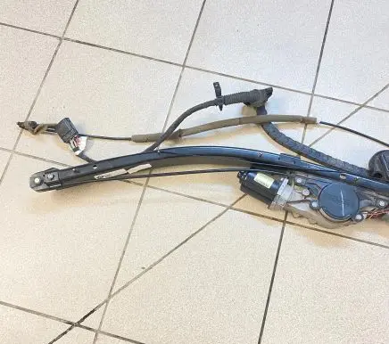 Chrysler Pacifica Sliding door motor assembly 68186016AHA 62024F 1716716385