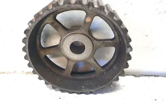 Renault Scenic II - Grand scenic II Fuel pump gear (pulley) 261844