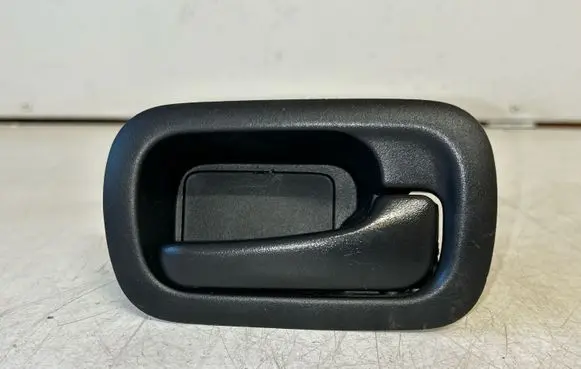 Honda CR-V Rear door interior handle 
