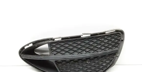 Mercedes-Benz E W212 Front bumper lower grill A2128852022