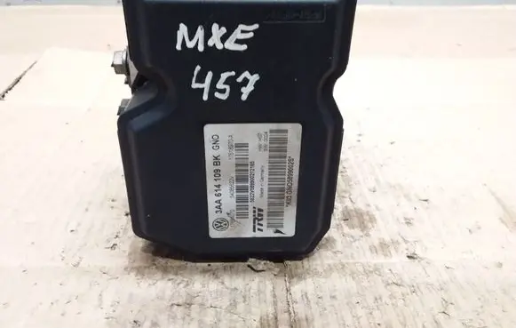 Volkswagen PASSAT B7 ABS Pump 3AA614109BK