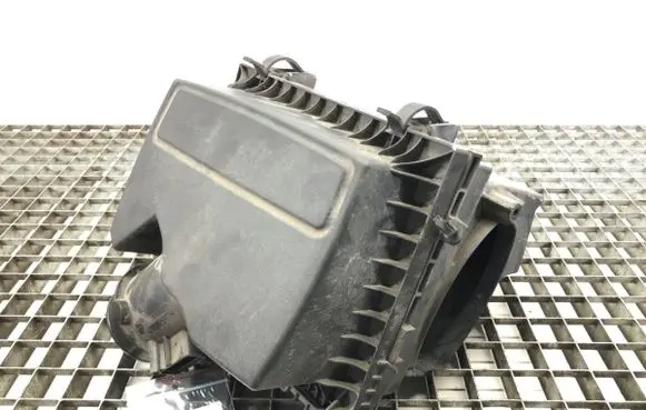 Ford Mondeo MK V Air filter box DS73-9661-KA