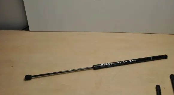 Audi A3 8Y Tailgate strut 8Y4827552D