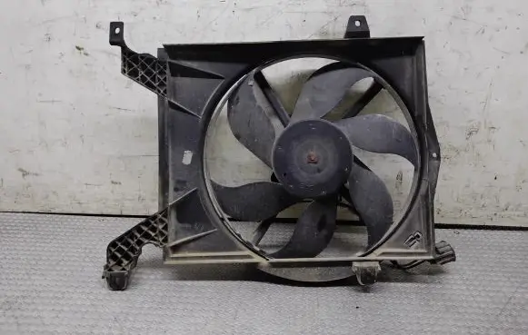 Mitsubishi Space Star Electric radiator cooling fan 8240276