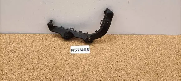 Suzuki Swift II Rear bumper mounting bracket 1821-68L0