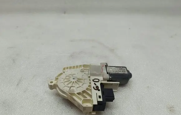 Audi A6 S6 C6 4F Rear door window regulator motor 4F0959802A 110199700105