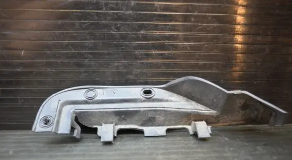 Citroen C5 Other engine bay part 9682963980